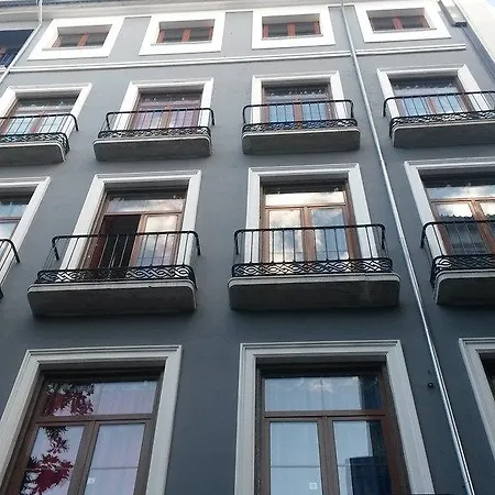 Nest Style Πανσιόν Γρανάδα