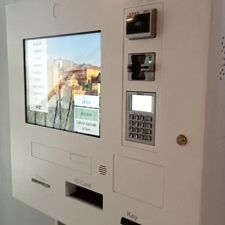 Nest Style Πανσιόν Γρανάδα